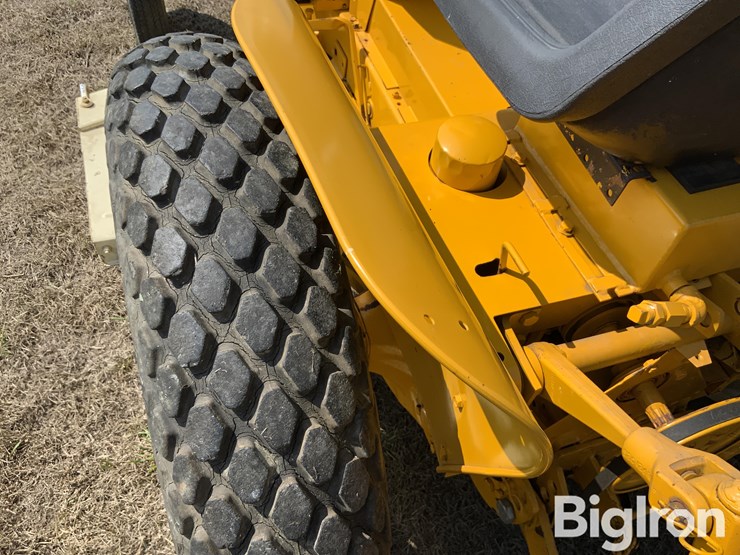 international-cub-lo-boy-image-15