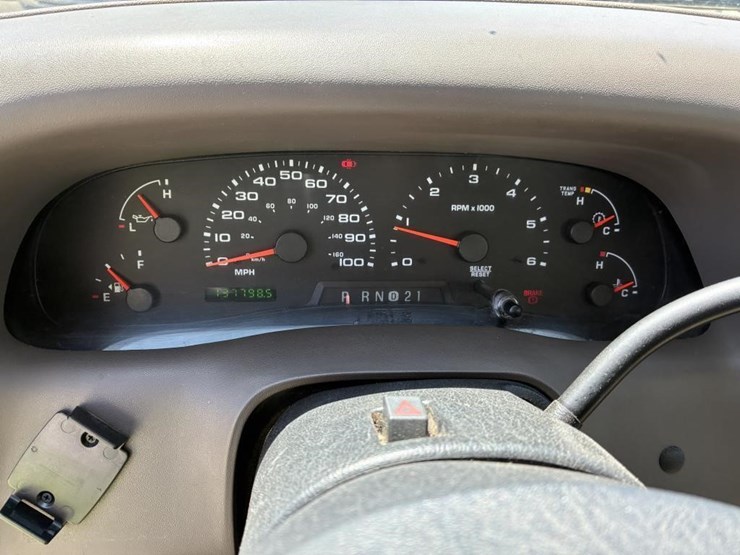 2003-ford-f450-image-28