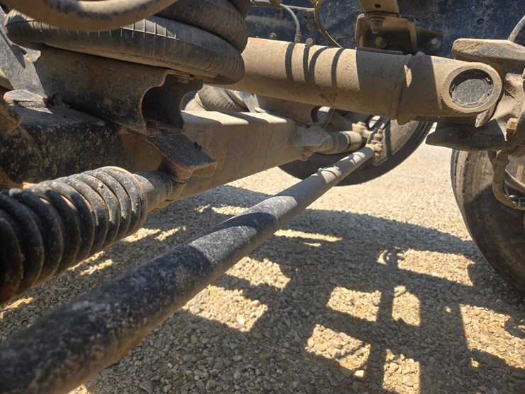 2019-kenworth-t880-image-98