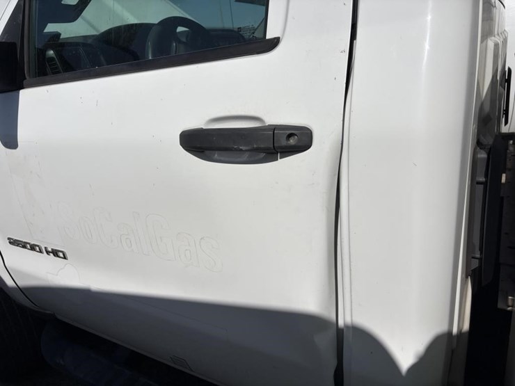 2015-chevrolet-silverado-2500-image-20