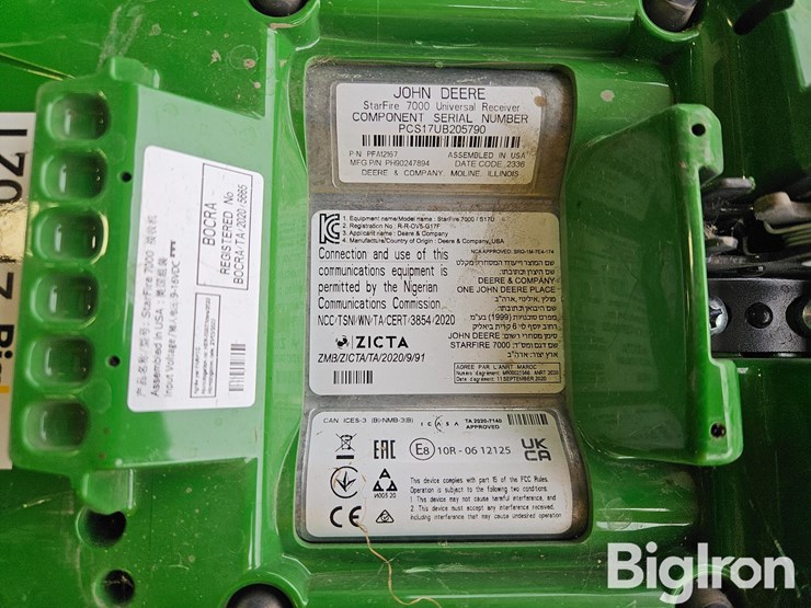 2023-john-deere-7000-image-8