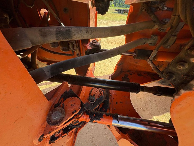 doosan-mega-200-v-image-38