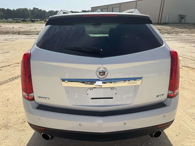 2014-cadillac-srx-image-6