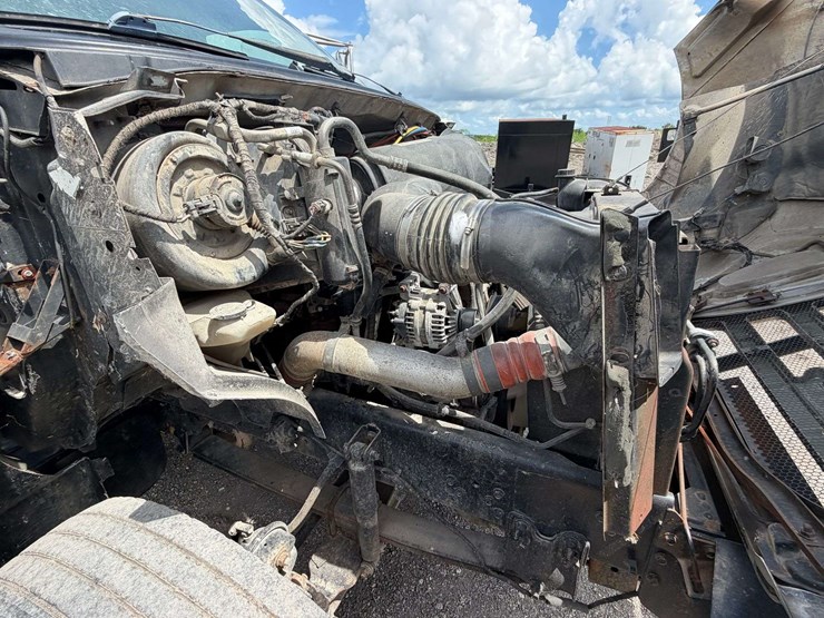 2006-ford-f750-image-41