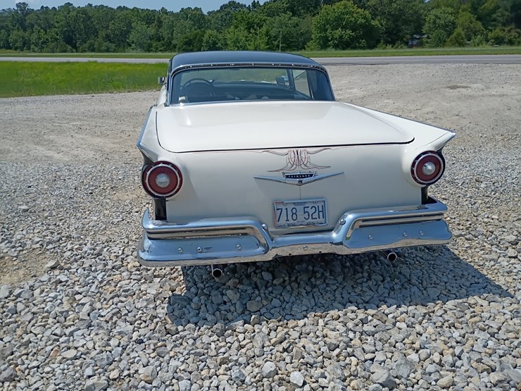 1957-ford-500-image-6