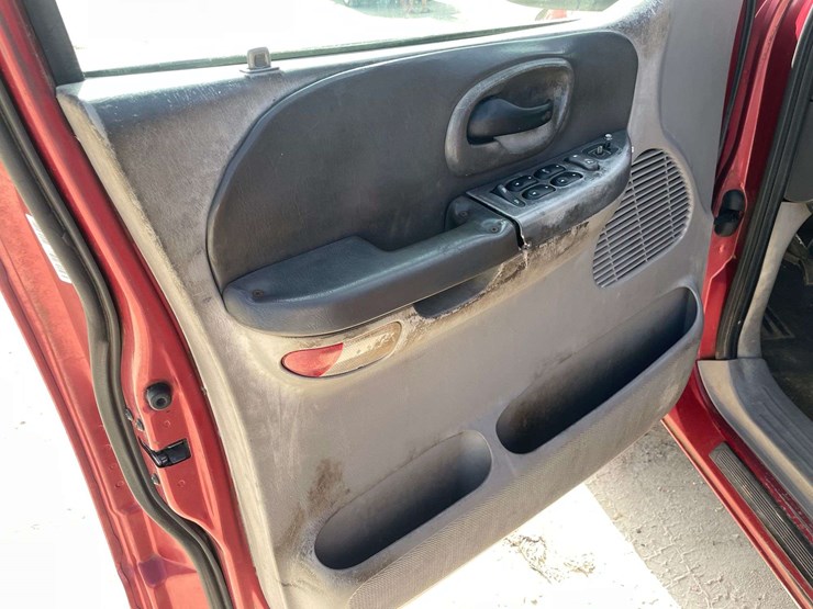 2002-ford-f150-image-9