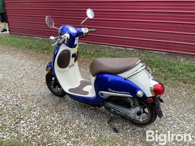 2024-honda-metropolitan-ncw50-scooter-image-7