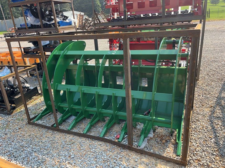 agt-skid-steer-grapple,-72"-image-3