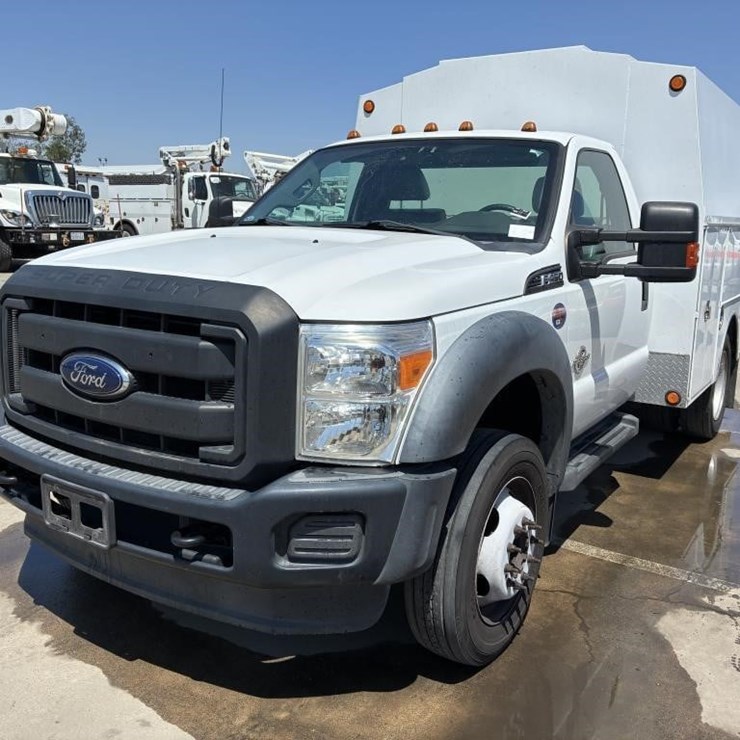 2015 FORD F450 SD