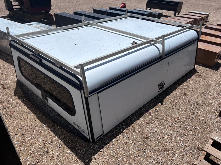 #1619-•-camper-shell-for-pickup-truck-image-2