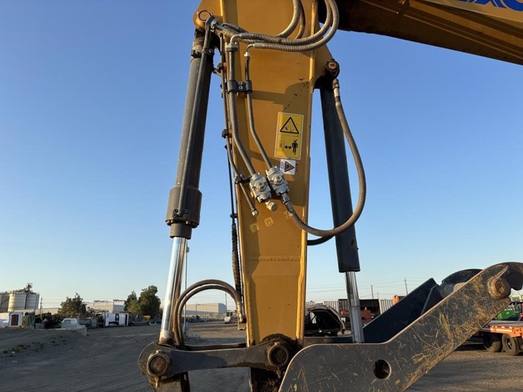 2023-xcmg-xe155ucr-hydraulic-excavator-image-19