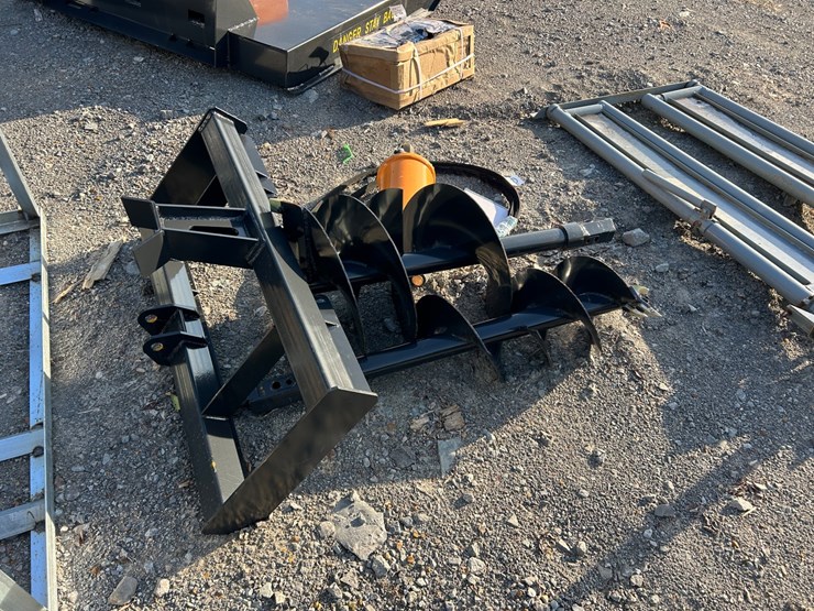 #55-•-skid-steer-auger-with-two-bits-image-1