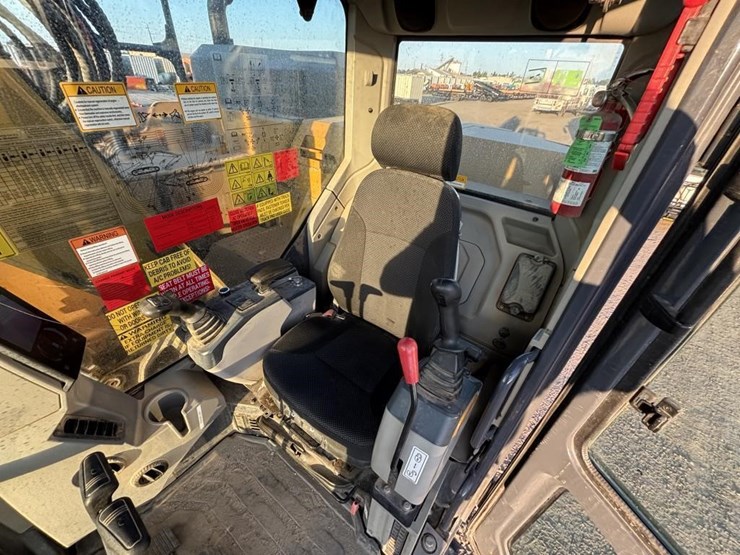 2023-xcmg-xe155ucr-hydraulic-excavator-image-29