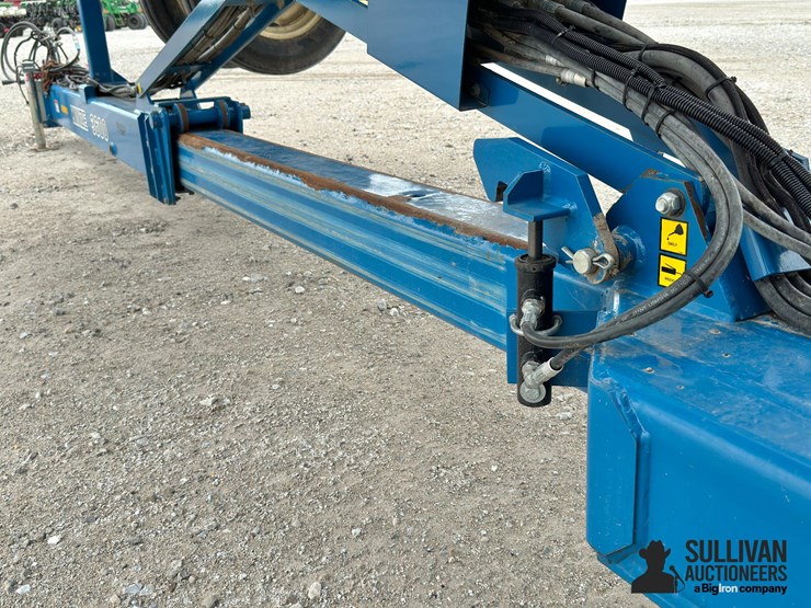 2008-kinze-3600-image-14
