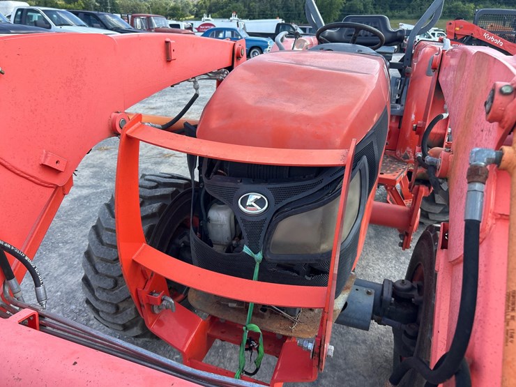 kubota-mx5100-image-9