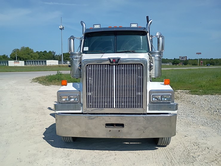 2014-western-star-4900-image-15