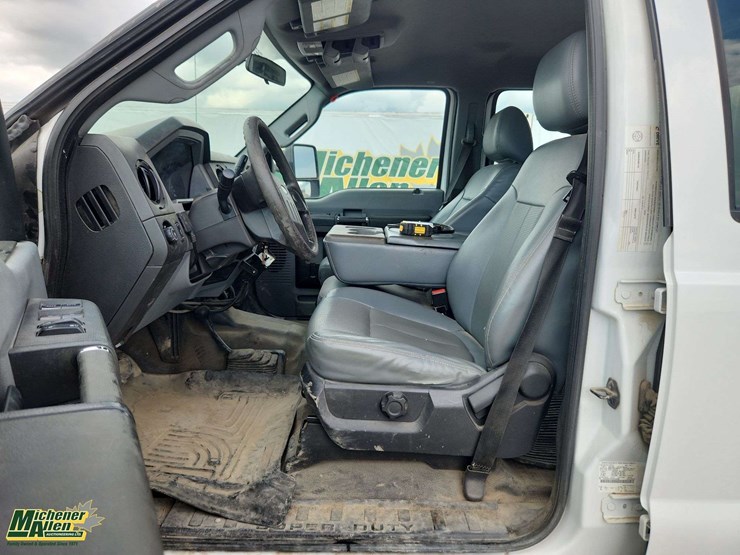 2015-ford-f550-image-14