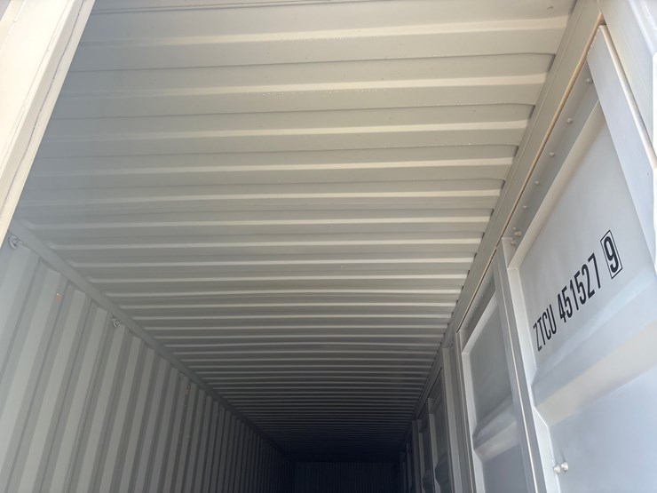 #1200-•-40ft-shipping-container-image-4