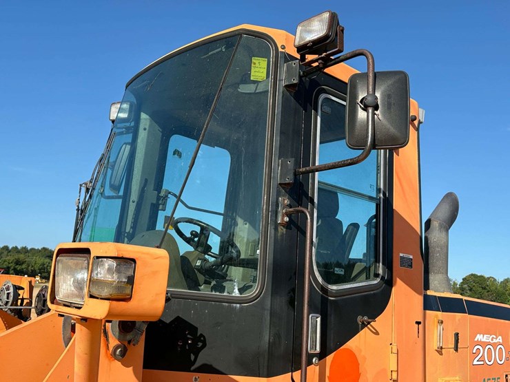 doosan-mega-200-v-image-16