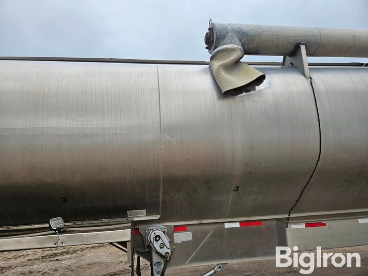 2014-walinga-hat-47-44102-tri/a-bulk-aluminum-feed-trailer-image-12