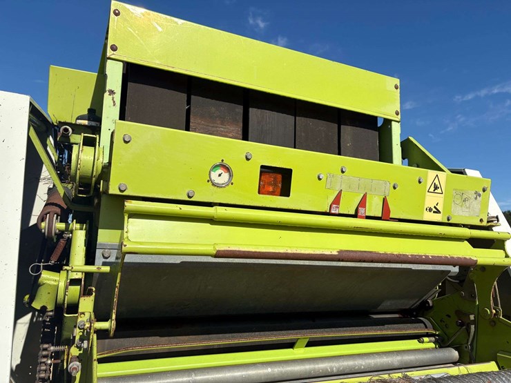 claas-variant-280-image-23