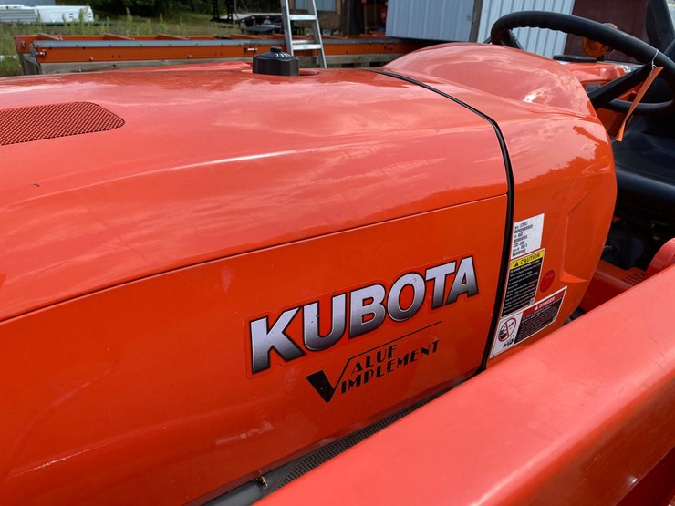 2019-kubota-l4701d-image-15
