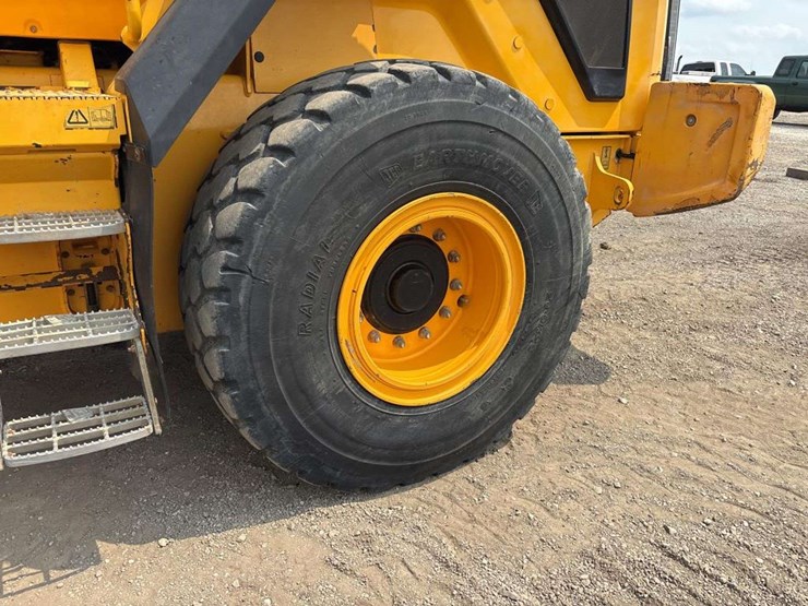 jcb-427-image-7