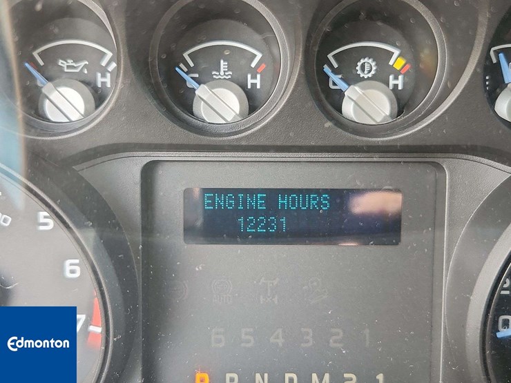 2011-ford-f350-image-29