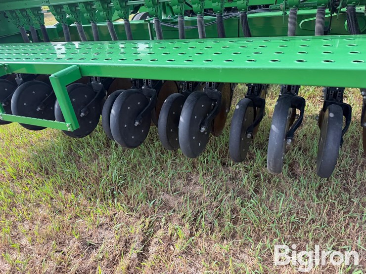 2020-john-deere-455-image-10