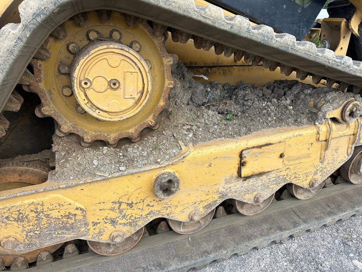 caterpillar-279c-image-14