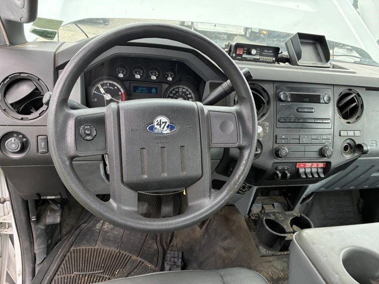 2013-ford-f450-image-14