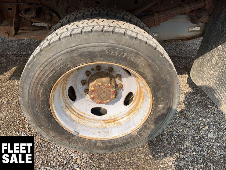 2012-ford-f550-image-11