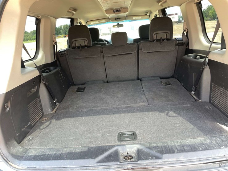 2015-nissan-armada-image-15