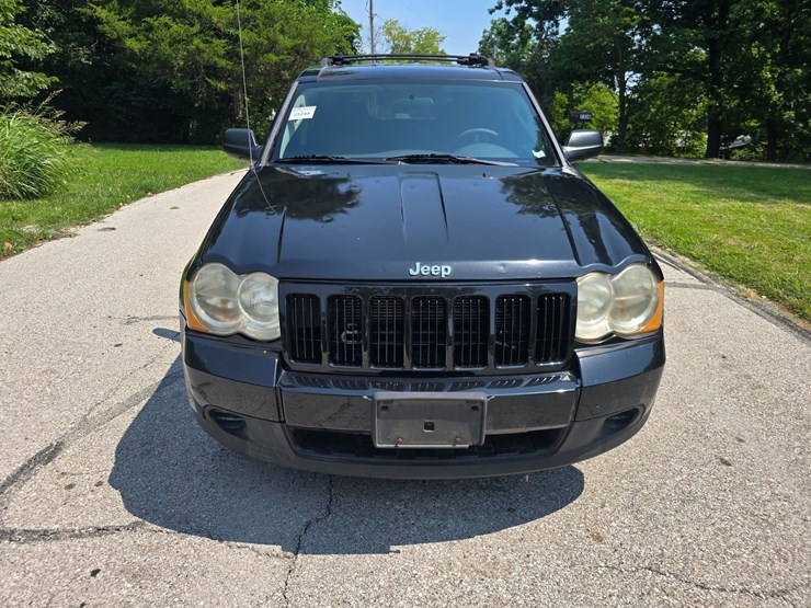 2009-jeep-grand-cherokee-image-21