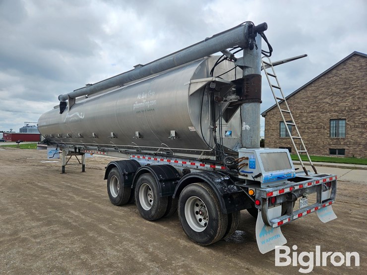 2018-warren-at-45-9-tri/a-bulk-aluminum-feed-trailer-image-7