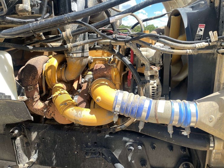 2007-sterling-l9500-image-8