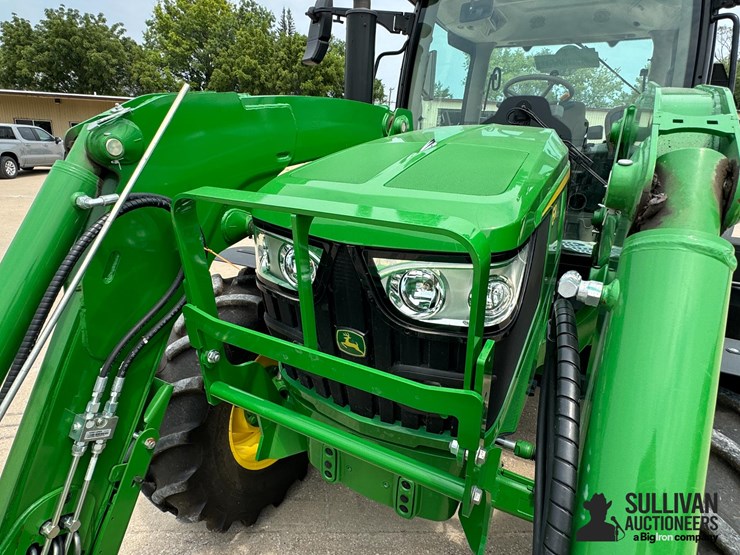2023-john-deere-6r-140-image-15