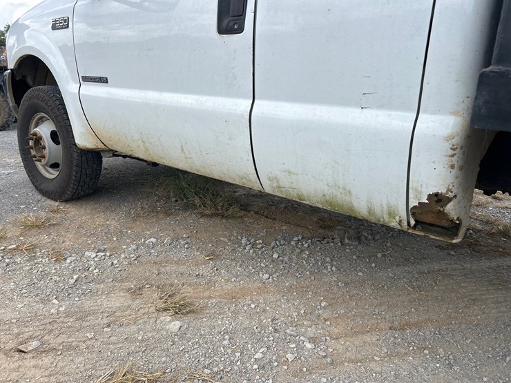 2001-ford-f350-image-9
