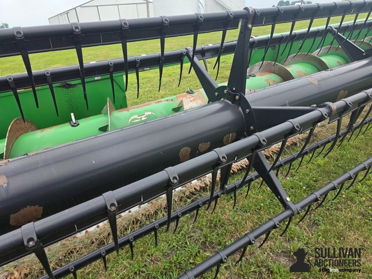 2010-john-deere-635f-image-15