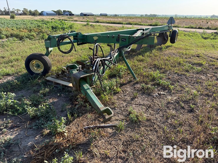 john-deere-2800-image-1