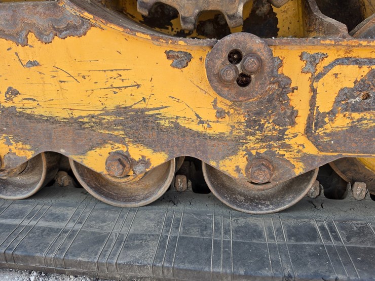 2016-caterpillar-289d-image-46
