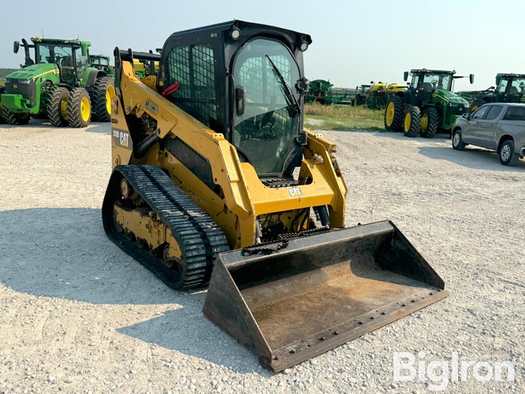 2018-caterpillar-259d-image-3
