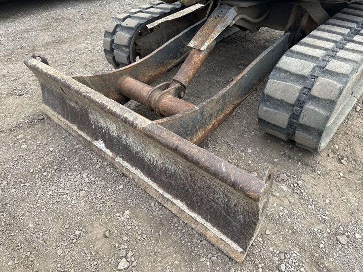 2008-yanmar-vio35-image-8