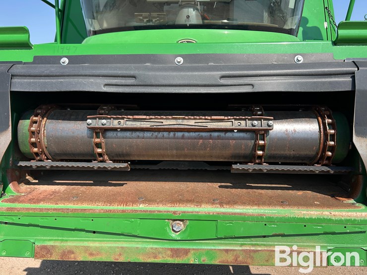 2024-john-deere-s780-image-17