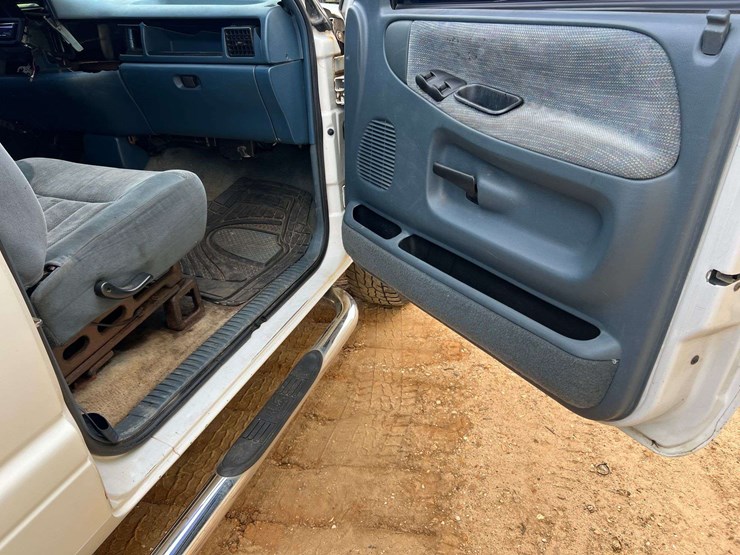1997-dodge-ram-3500-image-33