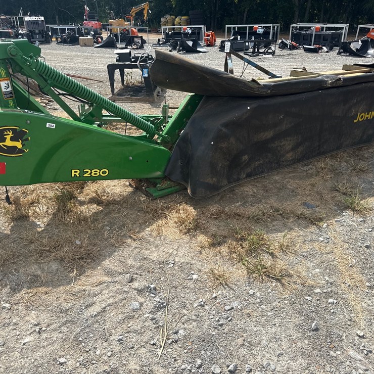 JOHN DEERE R160