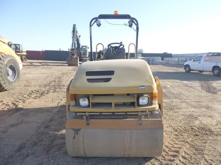 2008-caterpillar-cb34-image-22