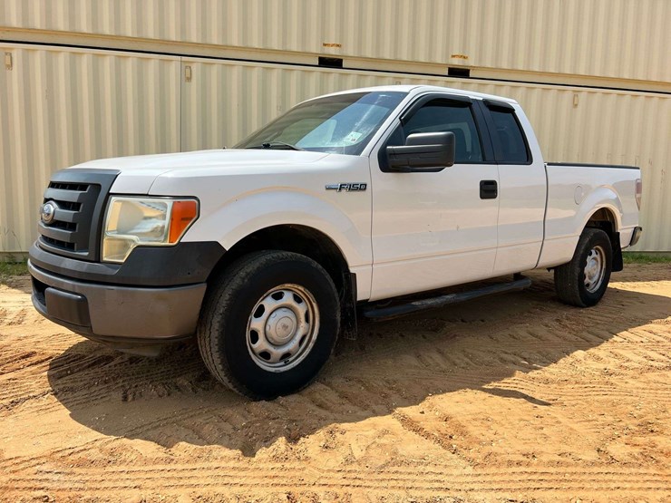 2011-ford-f150-image-1