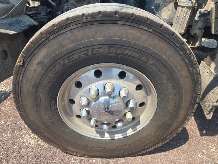2019-kenworth-t880-image-125