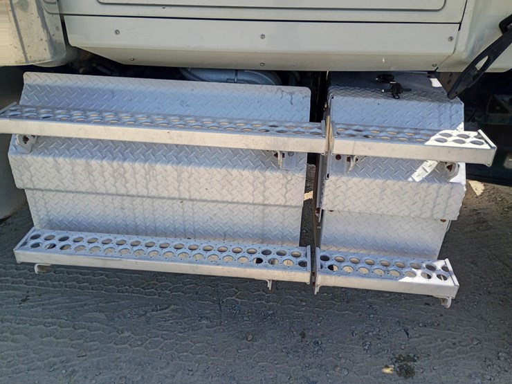 2014-western-star-4900-image-45